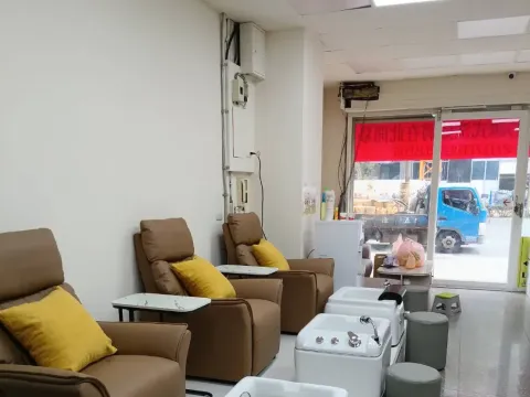 林口修指甲服務空間